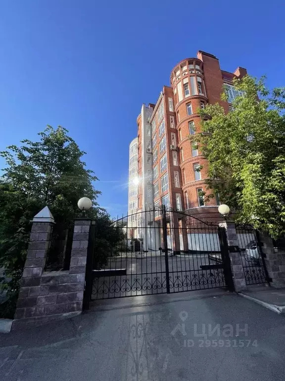 3-к кв. Томская область, Томск ул. Вершинина, 22 (108.0 м) - Фото 0
