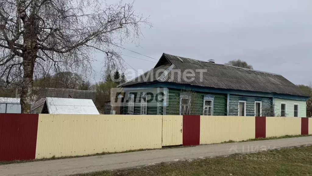 Дом в Калужская область, с. Износки ул. Ленина, 15 (25 м) - Фото 1