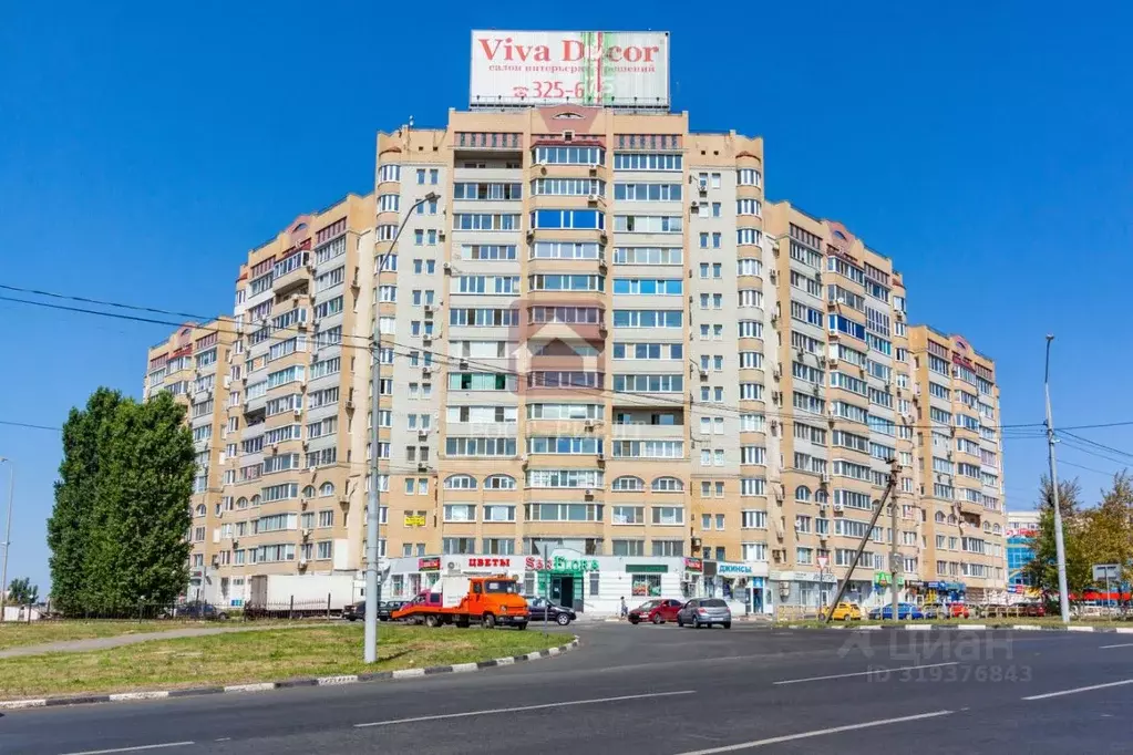 2-к кв. Саратовская область, Саратов ул. Усть-Курдюмская, 1 (74.0 м) - Фото 0