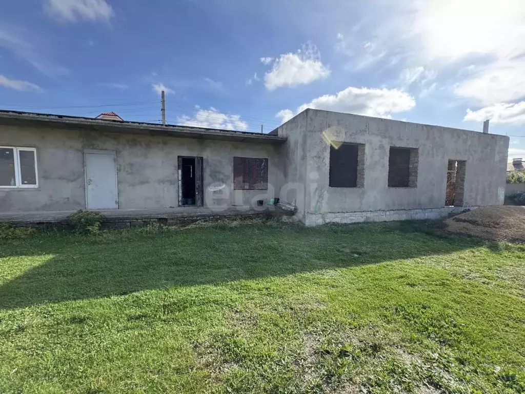 Дом в Крым, Сакский район, с. Орехово ул. Звездная (101 м) - Фото 2