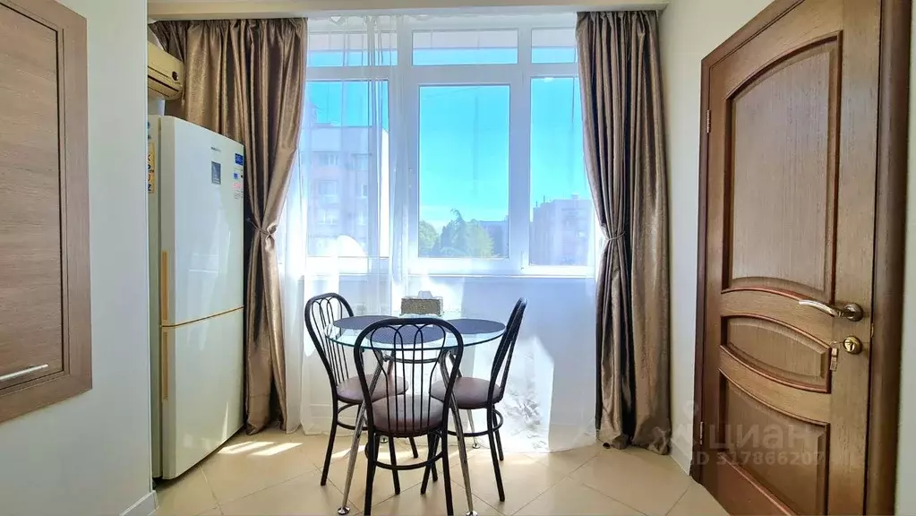 2-к кв. Краснодарский край, Сочи ул. Куйбышева, 5 (56.0 м) - Фото 0