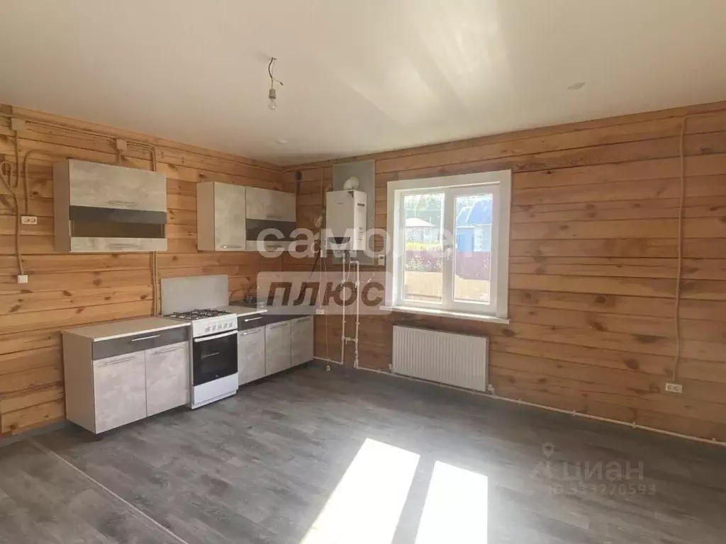 Дом в Башкортостан, с. Иглино ул. Трефолева (180 м) - Фото 2