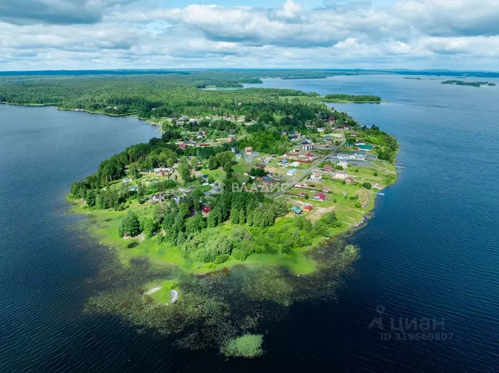 Участок в Карелия, Прионежский район, Шуйское с/пос, Жилой массив ... - Фото 0