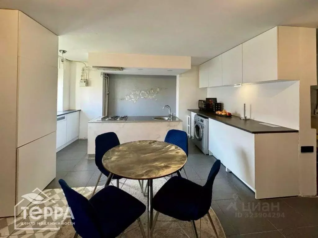 3-к кв. Крым, Евпатория просп. Ленина, 56 (66.9 м) - Фото 1