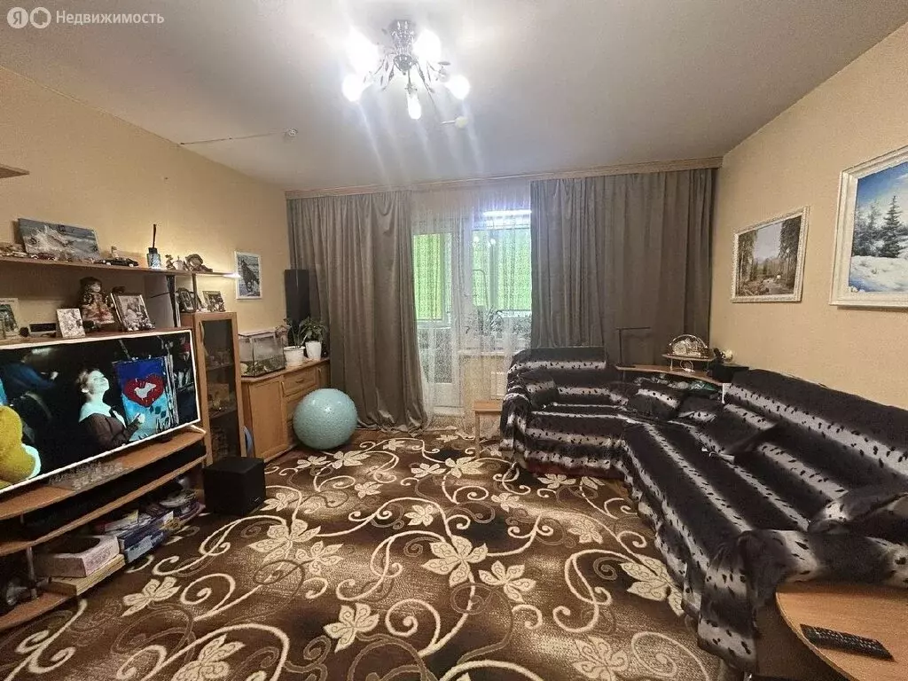 2-комнатная квартира: Новый Уренгой, Сибирская улица, 69 (56.4 м) - Фото 0