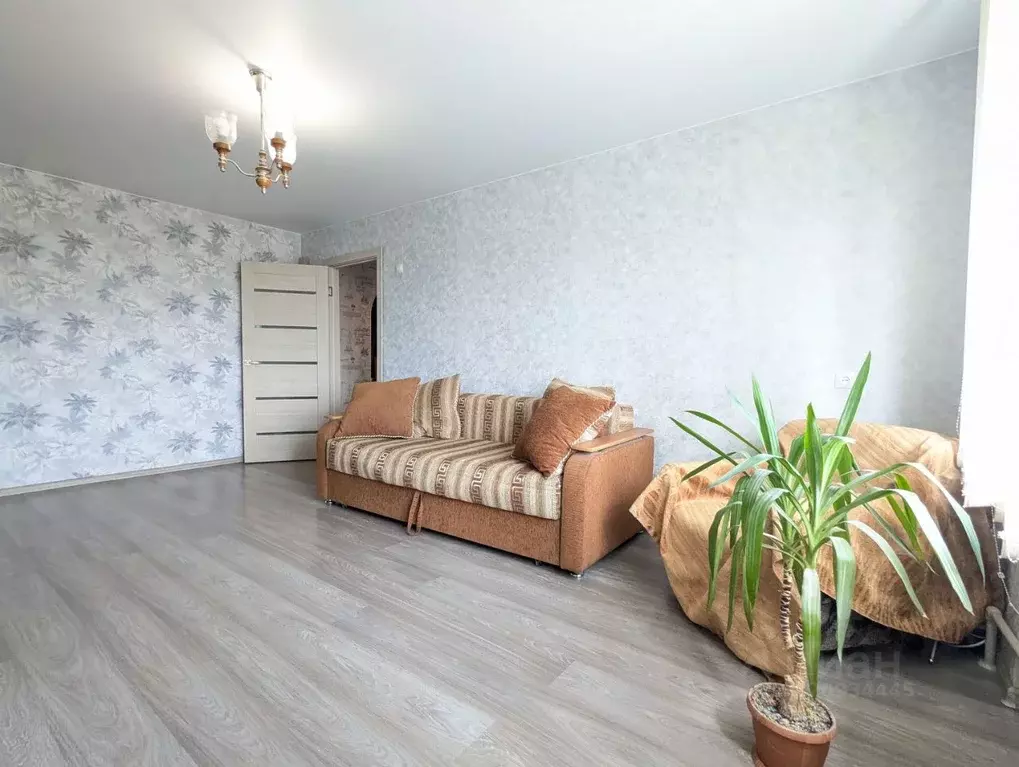 3-к кв. Саратовская область, Саратов Шелковичная ул., 128 (65.3 м) - Фото 2