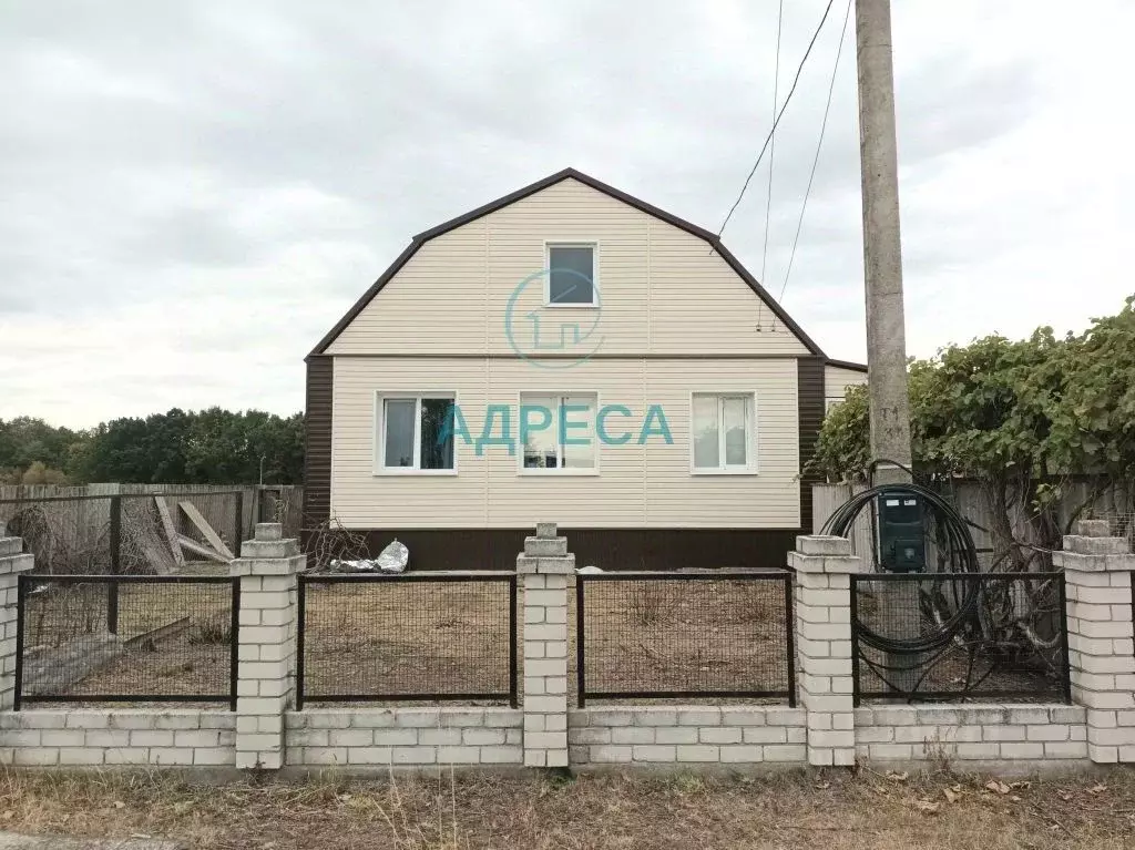 Дом в Белгородская область, Новооскольский муниципальный округ, с. ... - Фото 1