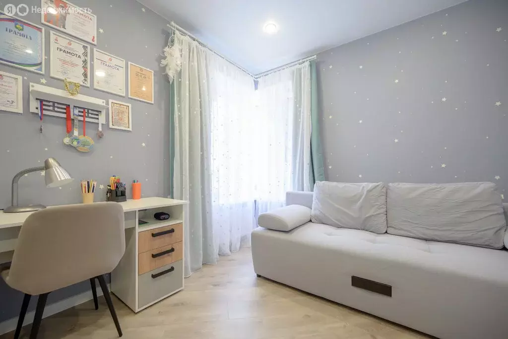 3-комнатная квартира: Сыктывкар, Тентюковская улица, 320к2 (55.6 м) - Фото 1
