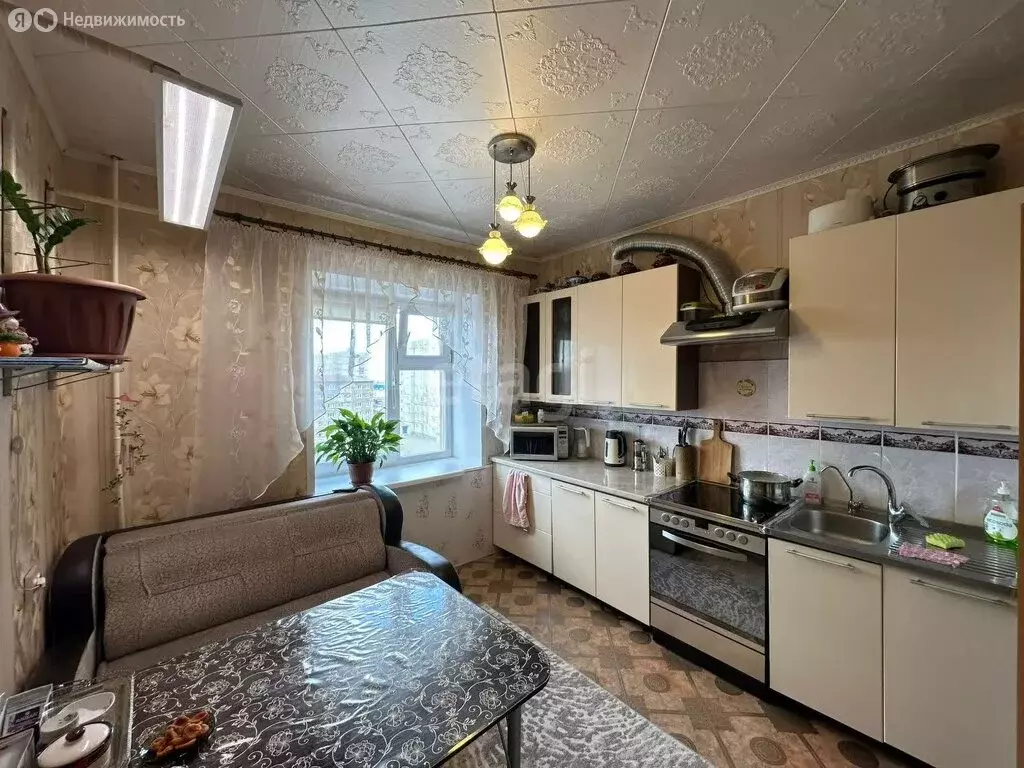 3-комнатная квартира: Норильск, улица Лауреатов, 61 (69.2 м) - Фото 1