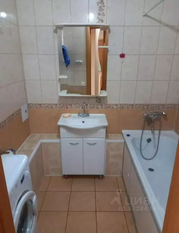 1-к кв. Курская область, Курск Береговая ул., 5 (37.0 м) - Фото 2