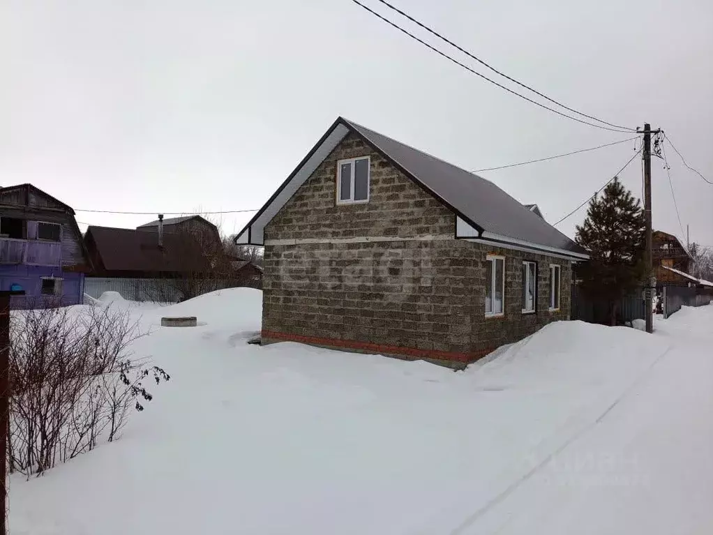 Дом в Башкортостан, Уфимский район, Зубовский сельсовет, с. Зубово ... - Фото 1