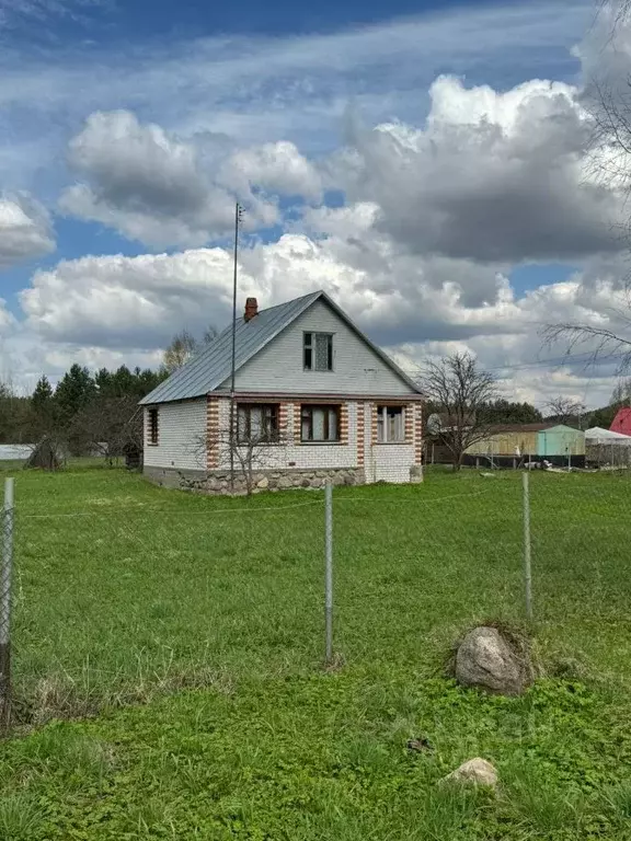 Дом в Тверская область, Старицкий муниципальный округ, д. Улитино  (84 ... - Фото 1