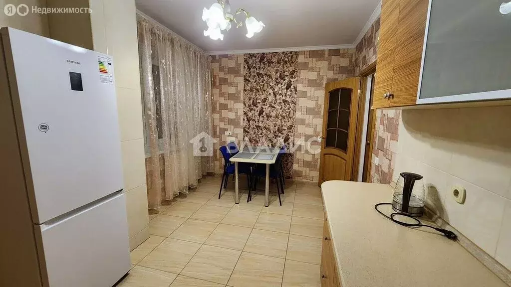 2-комнатная квартира: Зеленоградск, улица Марины Расковой, 4 (67.6 м) - Фото 1