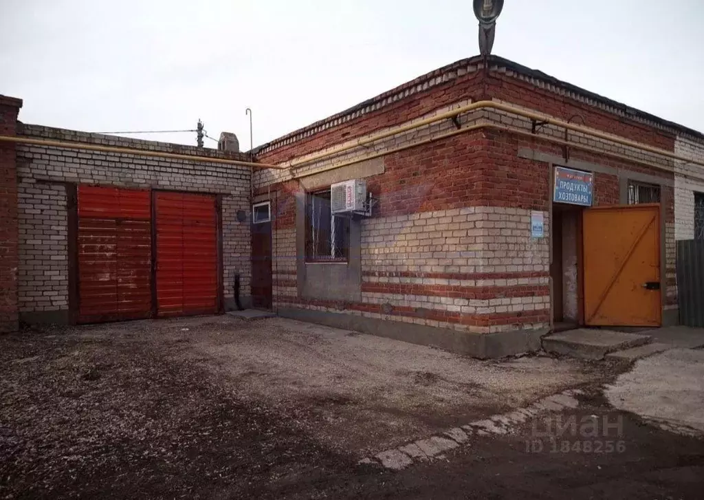 Торговая площадь в Саратовская область, Балаковский район, с. Быков ... - Фото 0