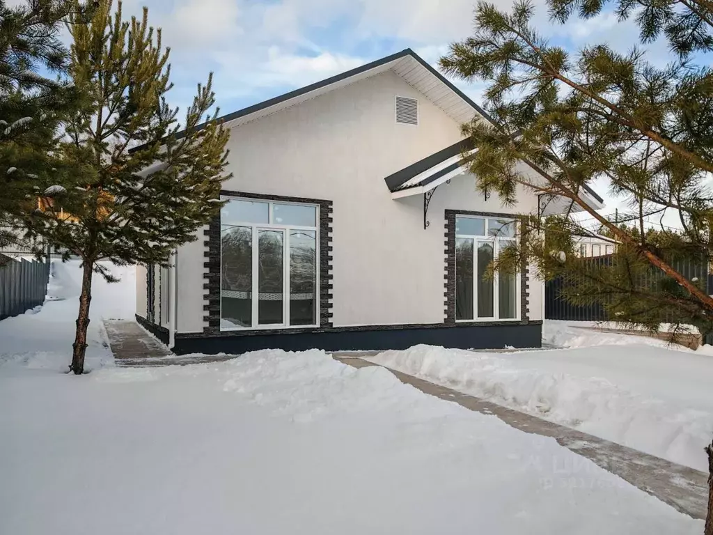 Коттедж в Красноярский край, Красноярск городской округ, пос. Минино  ... - Фото 1