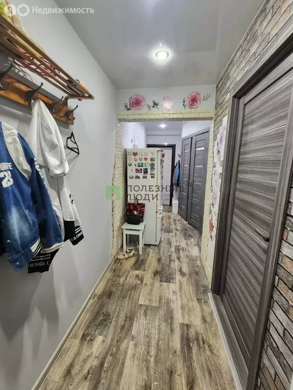 3-комнатная квартира: Ижевск, улица Михаила Петрова, 8 (54 м) - Фото 0