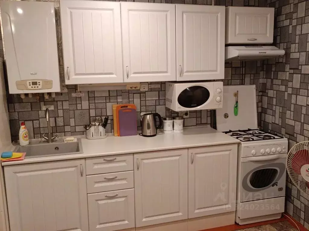 2-к кв. Краснодарский край, Геленджик Заставная ул., 10 (39.0 м) - Фото 1