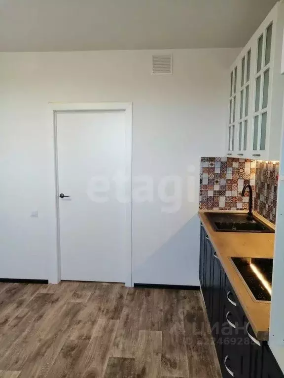 Студия Тюменская область, Тюмень ул. Фармана Салманова, 10 (30.0 м) - Фото 2