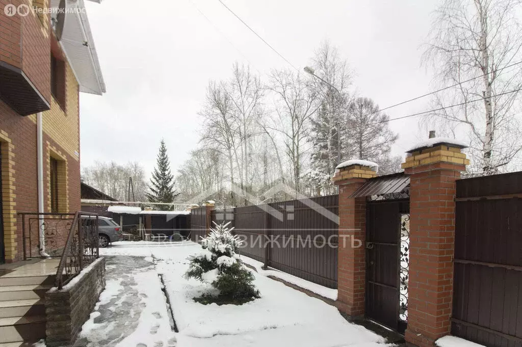 Дом в Нижний Тагил, Азовская улица, 11А (228.2 м) - Фото 0
