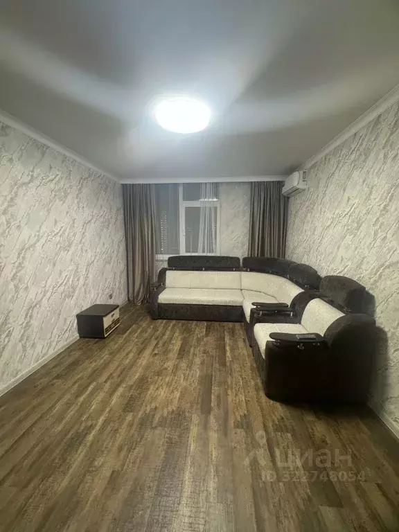 2-к кв. Оренбургская область, Оренбург Уральская ул., 2/20 (60.0 м) - Фото 1