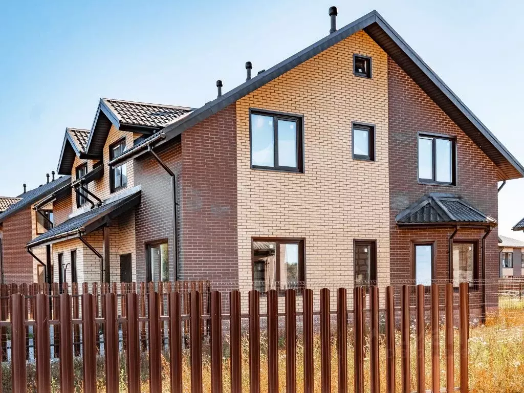 Таунхаус в Ленинградская область, Всеволожский район, Агалатовское ... - Фото 2