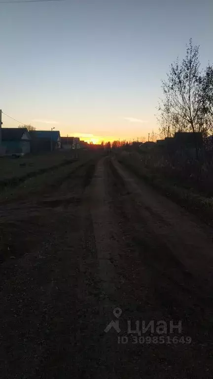 Участок в Башкортостан, Янаульский район, с. Карманово Урожайная ул., ... - Фото 0