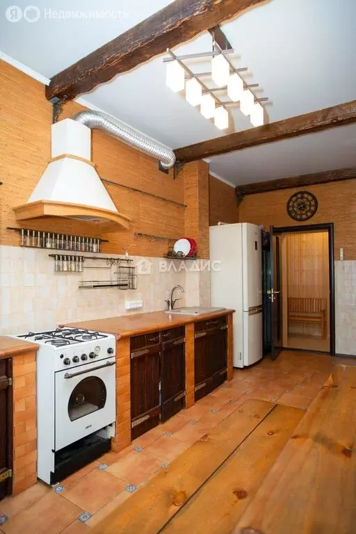 2-комнатная квартира: Балаково, улица Академика Жук, 46/4 (79 м) - Фото 1