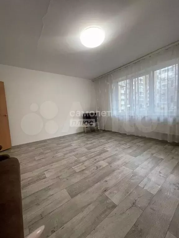 2-к. квартира, 50,4 м, 1/9 эт. - Фото 1