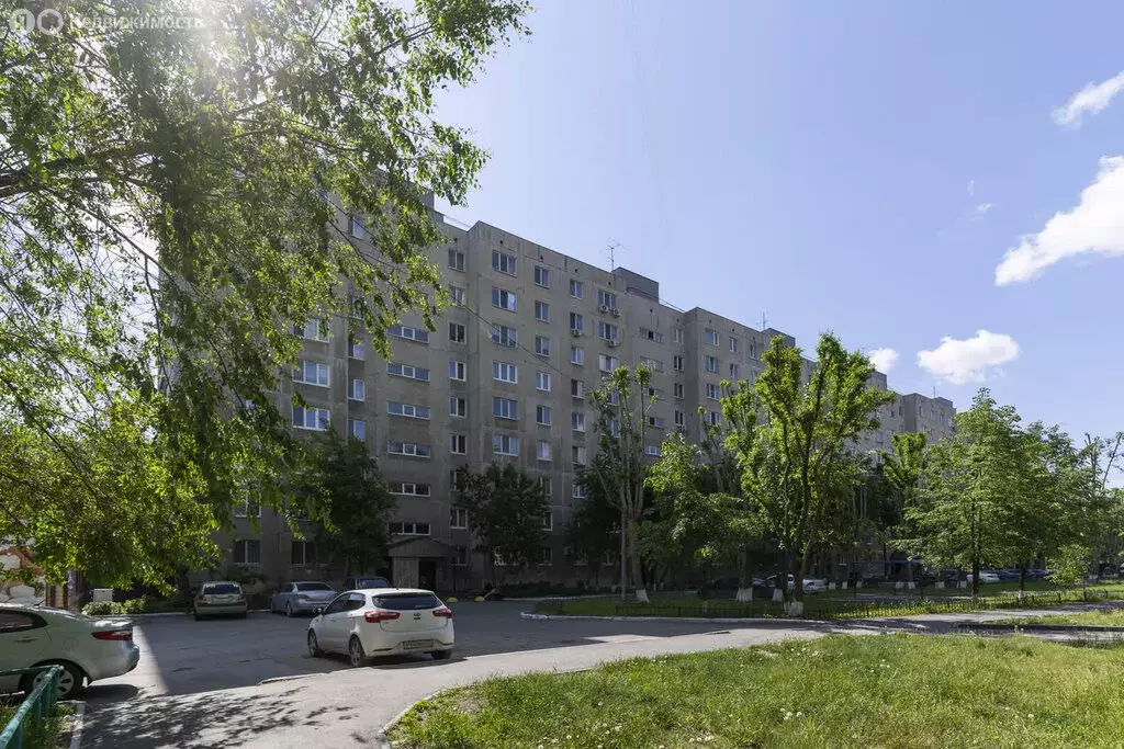 3-комнатная квартира: Тюмень, улица 30 лет Победы, 86 (66 м) - Фото 1
