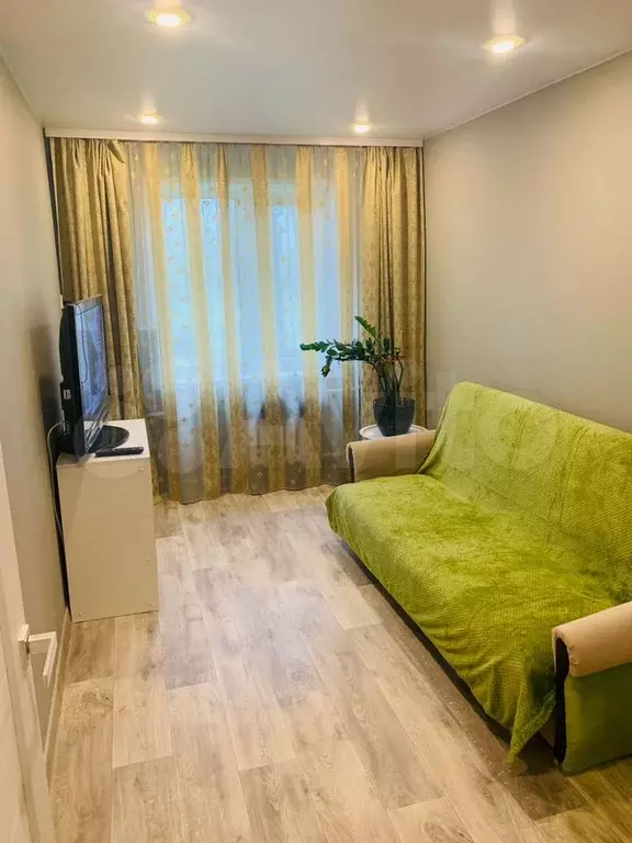 3-к. квартира, 56 м, 1/5 эт. - Фото 1