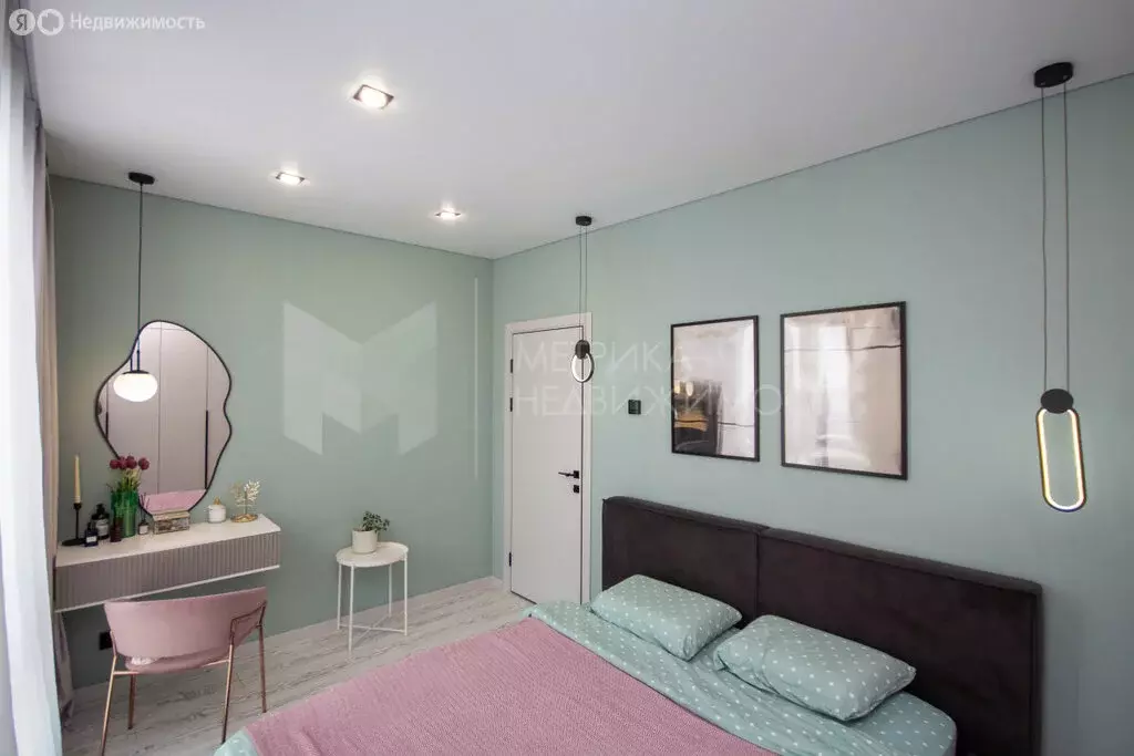 2-комнатная квартира: Тюмень, Новгородская улица, 3 (55 м) - Фото 1