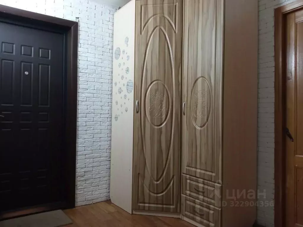 3-к кв. Омская область, Омск Заозерный мкр, просп. Менделеева, 28Б ... - Фото 1