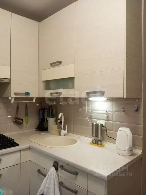 2-к кв. Калининградская область, Калининград ул. 1812 года, 79 (42.4 ... - Фото 1