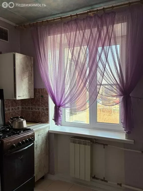 3-комнатная квартира: Челябинск, улица Комарова, 39 (60 м) - Фото 1
