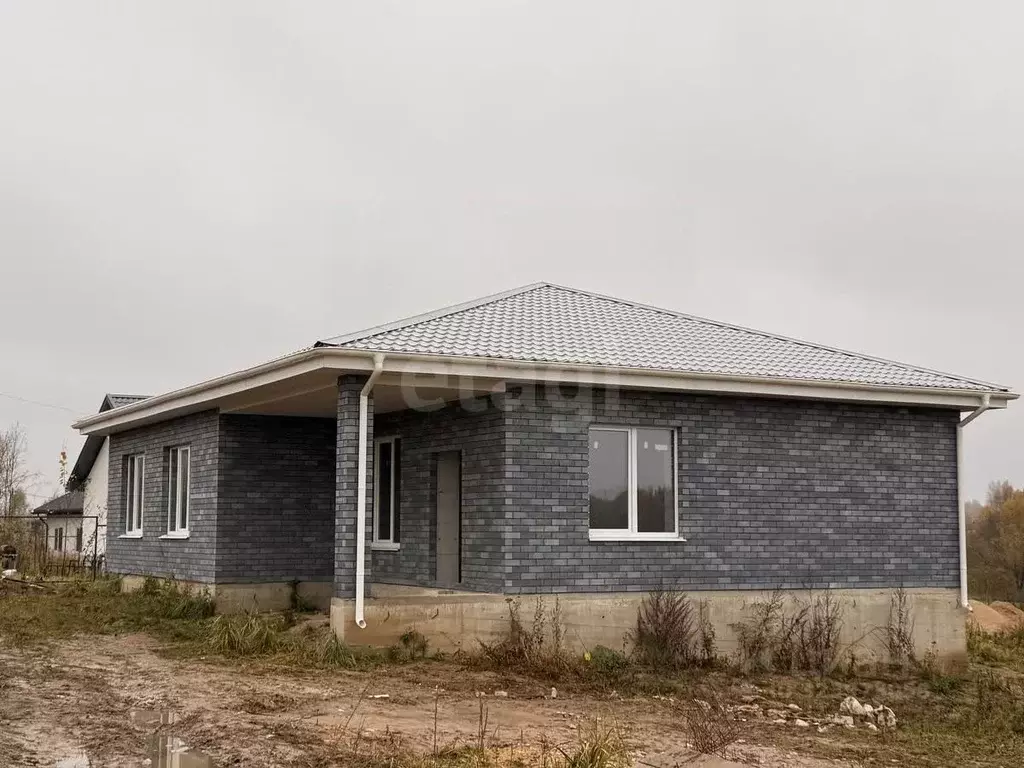 Дом в Смоленская область, Смоленский муниципальный округ, д. Быльники ... - Фото 1