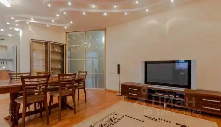 3-к кв. Волгоградская область, Волгоград ул. Мира, 6 (93.0 м) - Фото 1