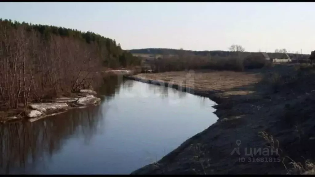 Участок в Свердловская область, Горноуральский муниципальный округ, д. ... - Фото 1