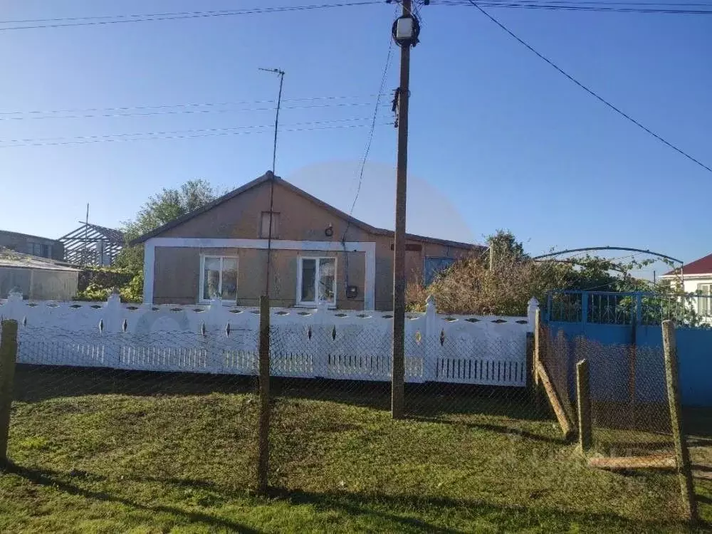 Дом в Крым, Сакский район, Митяевское с/пос, с. Шелковичное ул. 17 ... - Фото 2