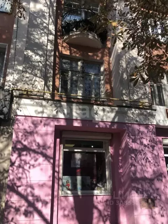 3-к кв. Брянская область, Брянск ул. Куйбышева, 10 (85.1 м) - Фото 0