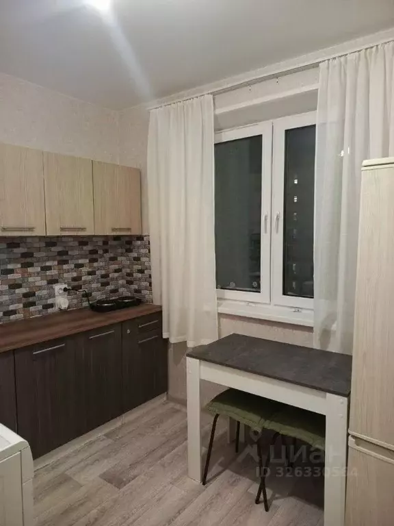 1-к кв. Курганская область, Курган Заозерный жилрайон, 8-й мкр, 5 ... - Фото 2