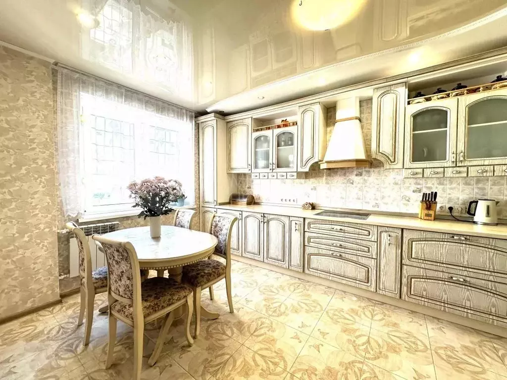 3-к кв. Тюменская область, Тюмень Мыс мкр, ул. Судоремонтная, 28 (89.8 ... - Фото 0