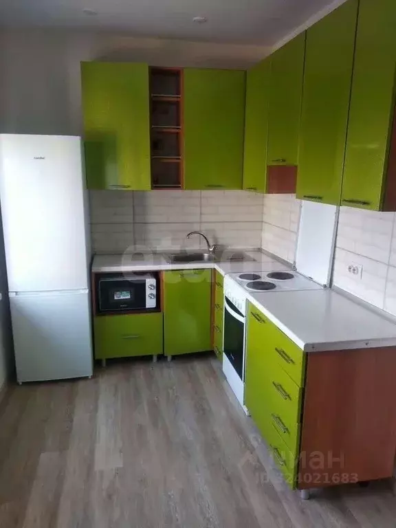 Студия Новосибирская область, Новосибирск ул. Ясный Берег, 23 (30.0 м) - Фото 2