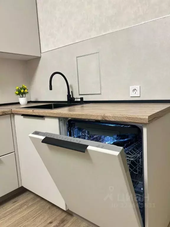 2-к кв. Московская область, Солнечногорск городской округ, Голубое пгт ... - Фото 2