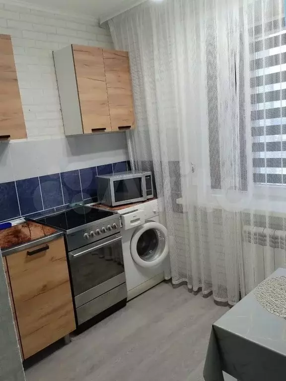 1-к. квартира, 30 м, 9/9 эт. - Фото 0