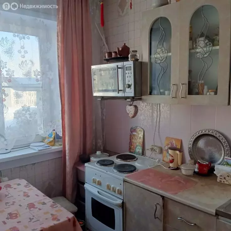 3-комнатная квартира: Усть-Илимск, улица Булгакова, 11 (62.6 м) - Фото 1