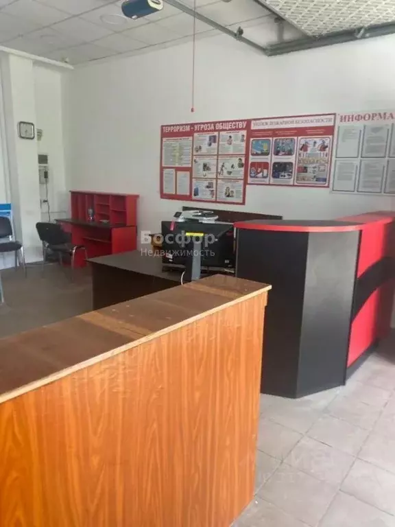 Помещение свободного назначения в Крым, Феодосия ул. Крымская, 66А ... - Фото 1
