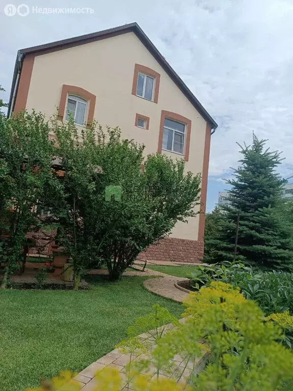 Дом в Астрахань, улица Кулибина (353.6 м) - Фото 0