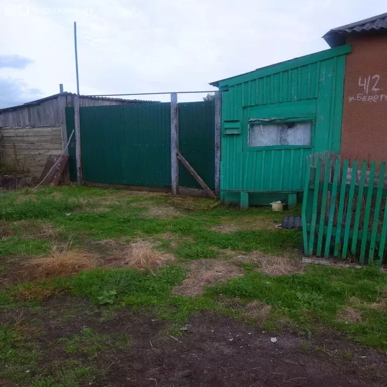 Дом в Тюкалинский район, деревня Оша, Береговая улица (61.1 м) - Фото 1