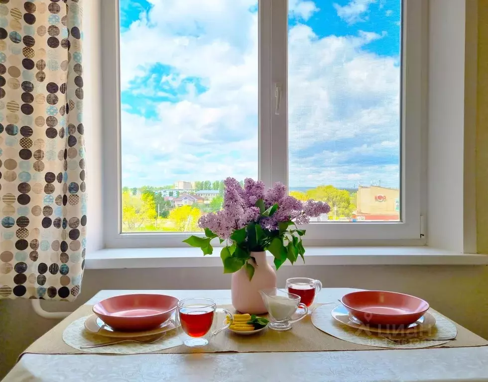 1-к кв. Саратовская область, Балаково Трнавская ул., 4 (34.0 м) - Фото 2