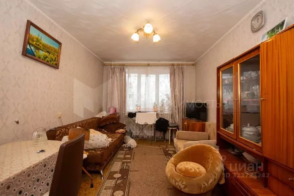 3-к кв. Тюменская область, Тюмень ул. Свердлова, 22 (68.0 м) - Фото 1